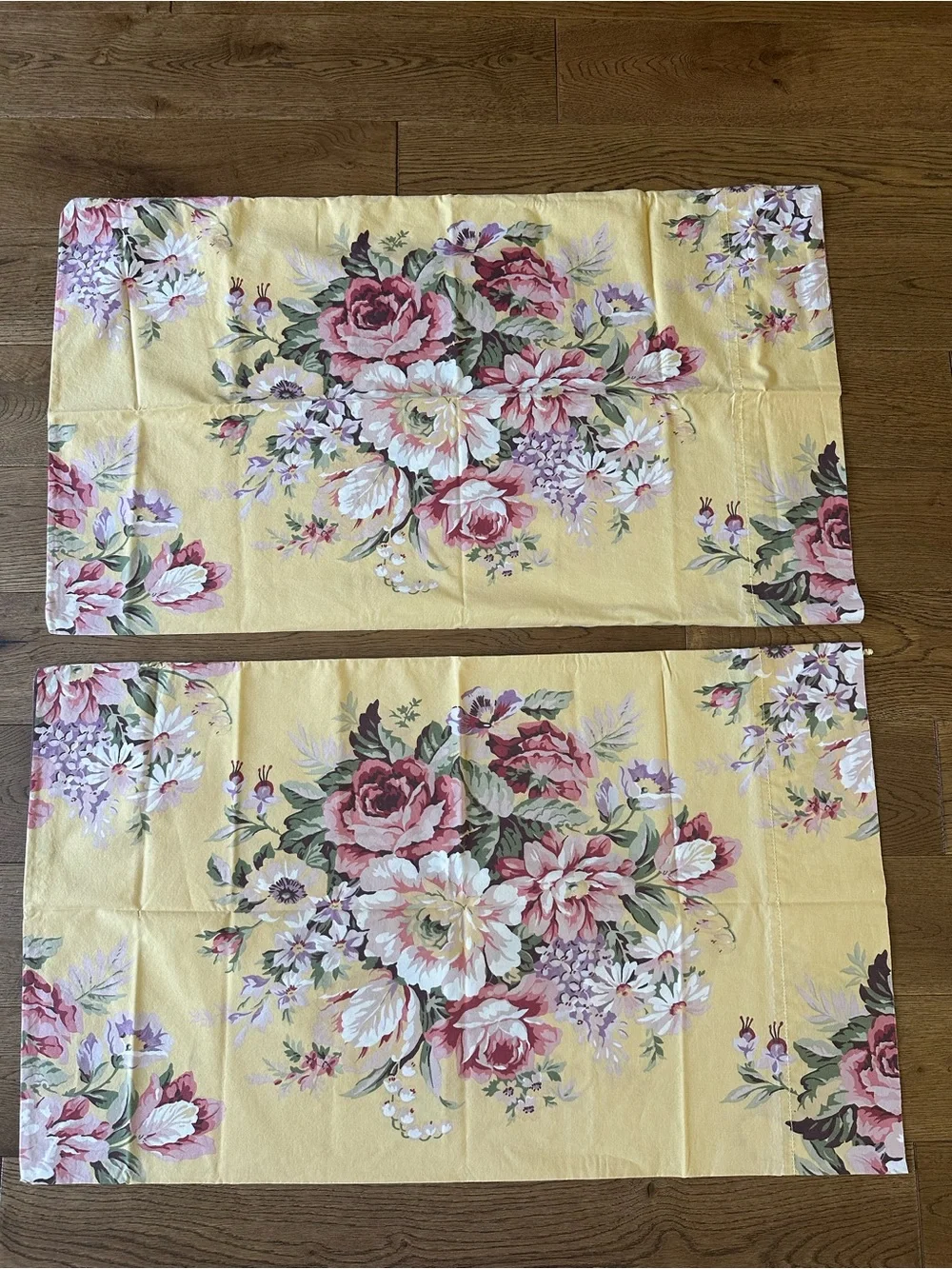 Vintage Ralph Lauren Sophie Brooke 100% Cotton Floral Standard Pillow Cases